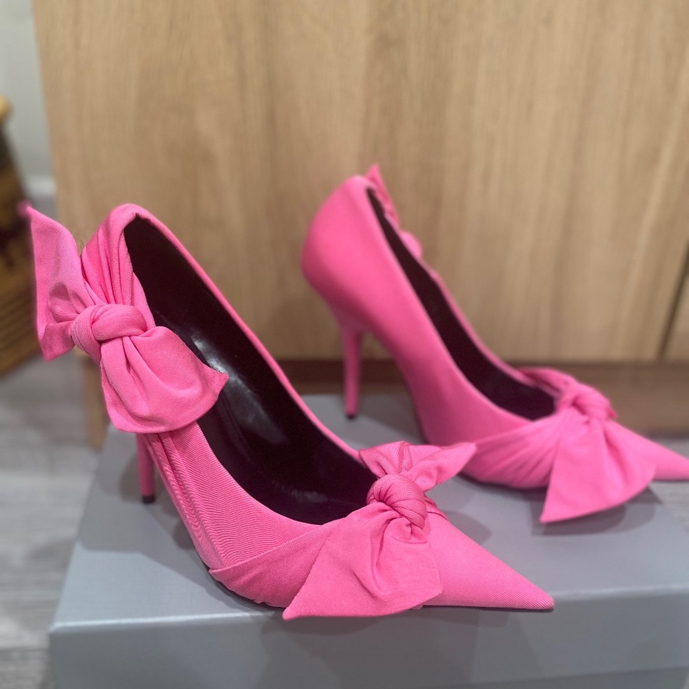 Balenciaga pump